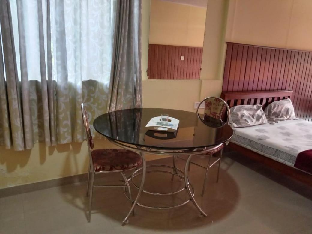 Riya Home Stay Munnar Anaviratty Buitenkant foto