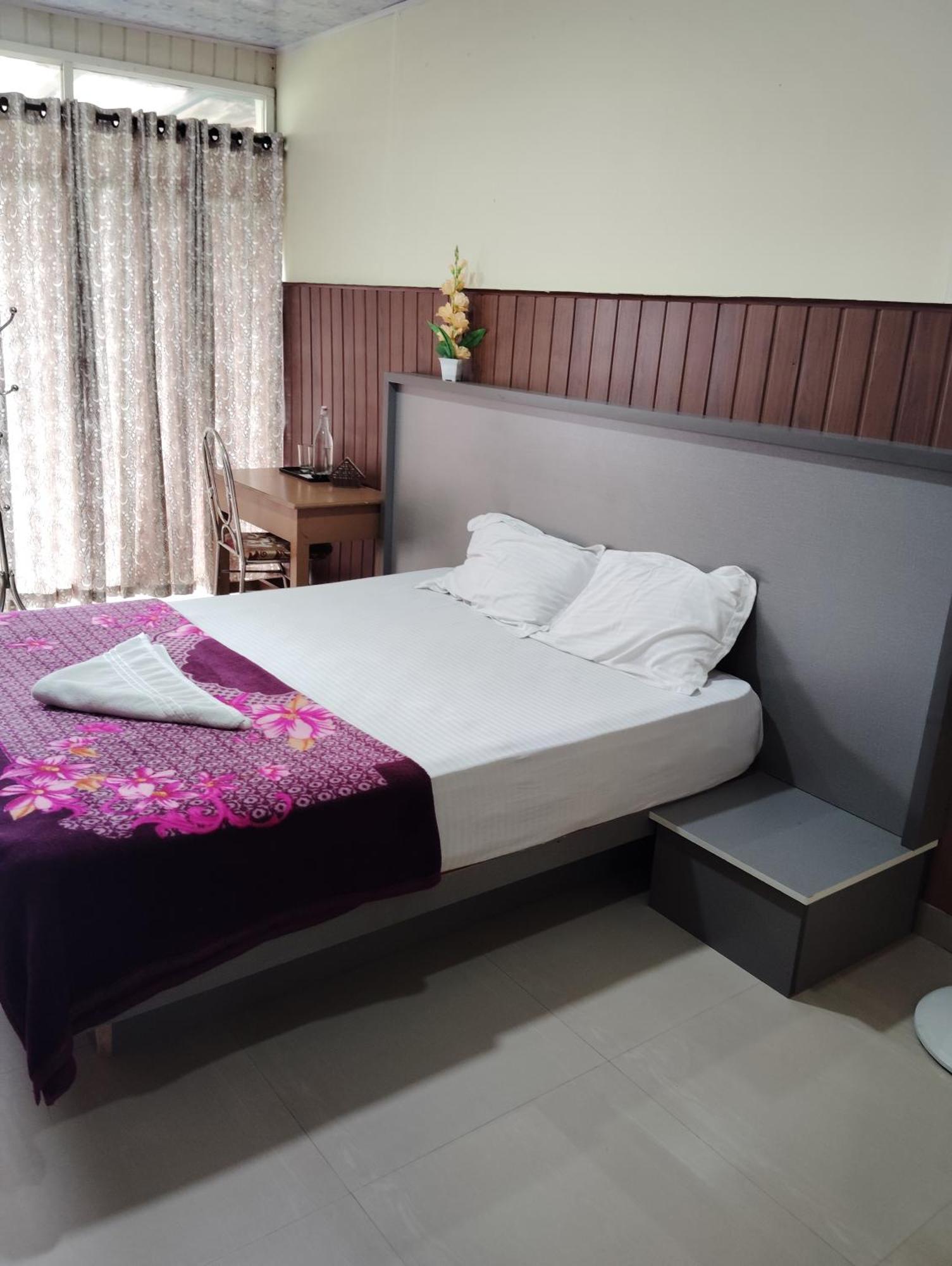 Riya Home Stay Munnar Anaviratty Buitenkant foto